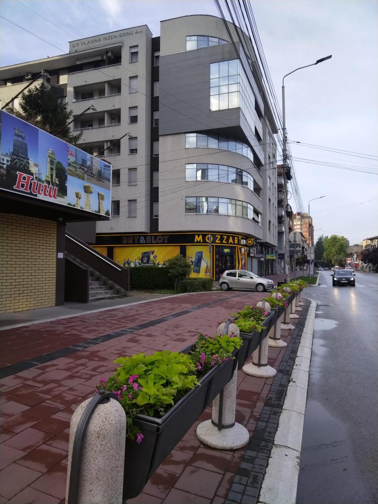 Naissa Apartment Ni Exteriör bild